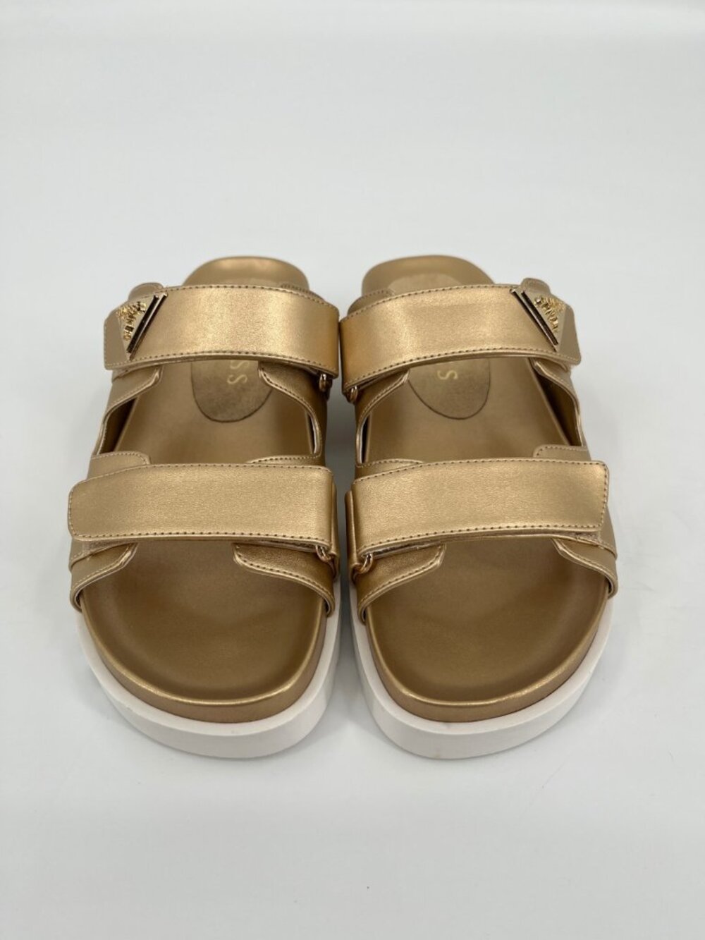 Guess Fabula Lug Sole Sandals Gold Size 9M Faux Leather Hook Loop Platform Slide - Picture 4 of 15